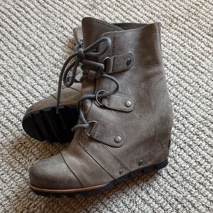 Sorel Joan of Arctic wedge boot